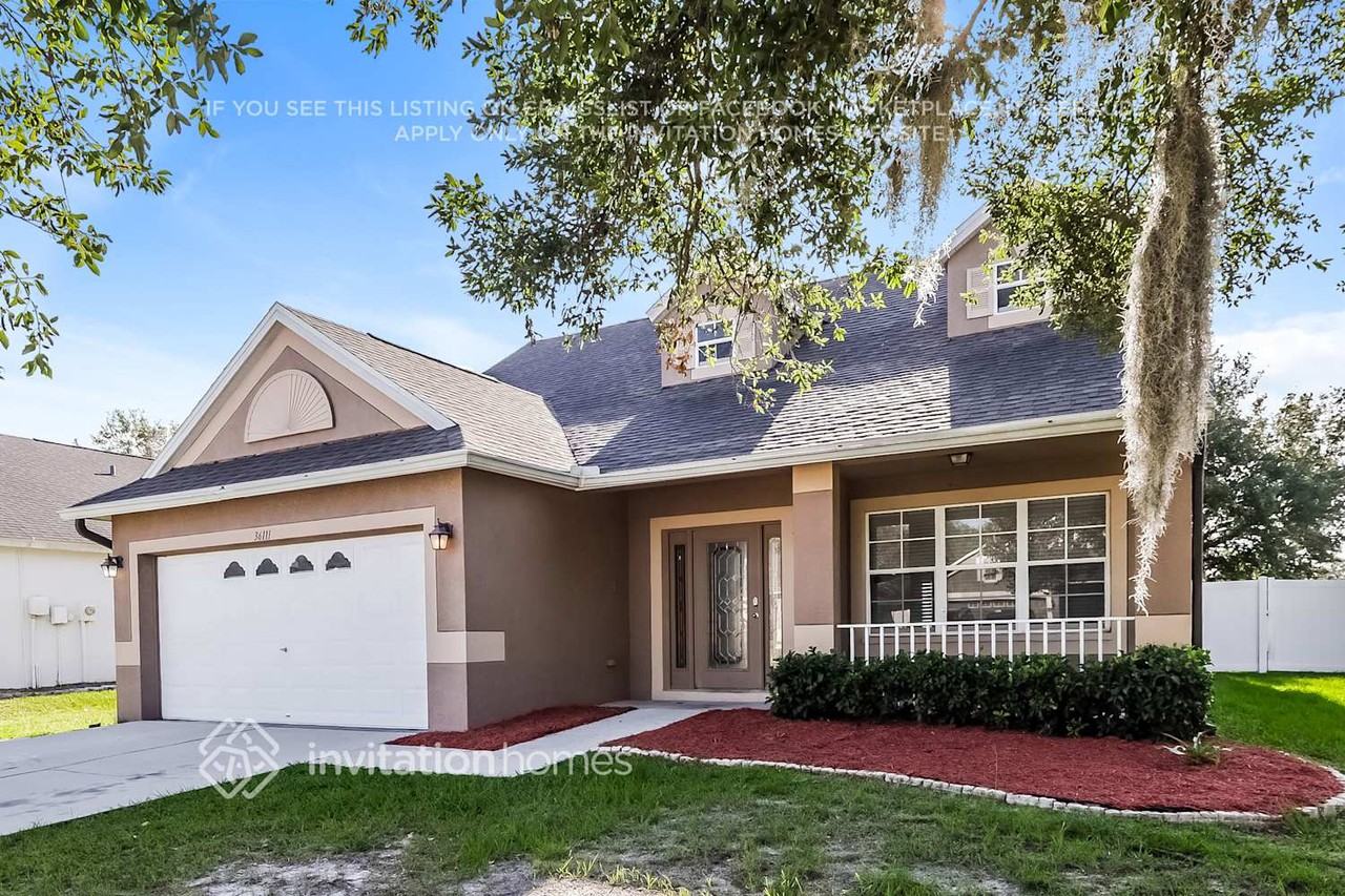 36111 Shady Bluff Loop - Photo 4 of 18