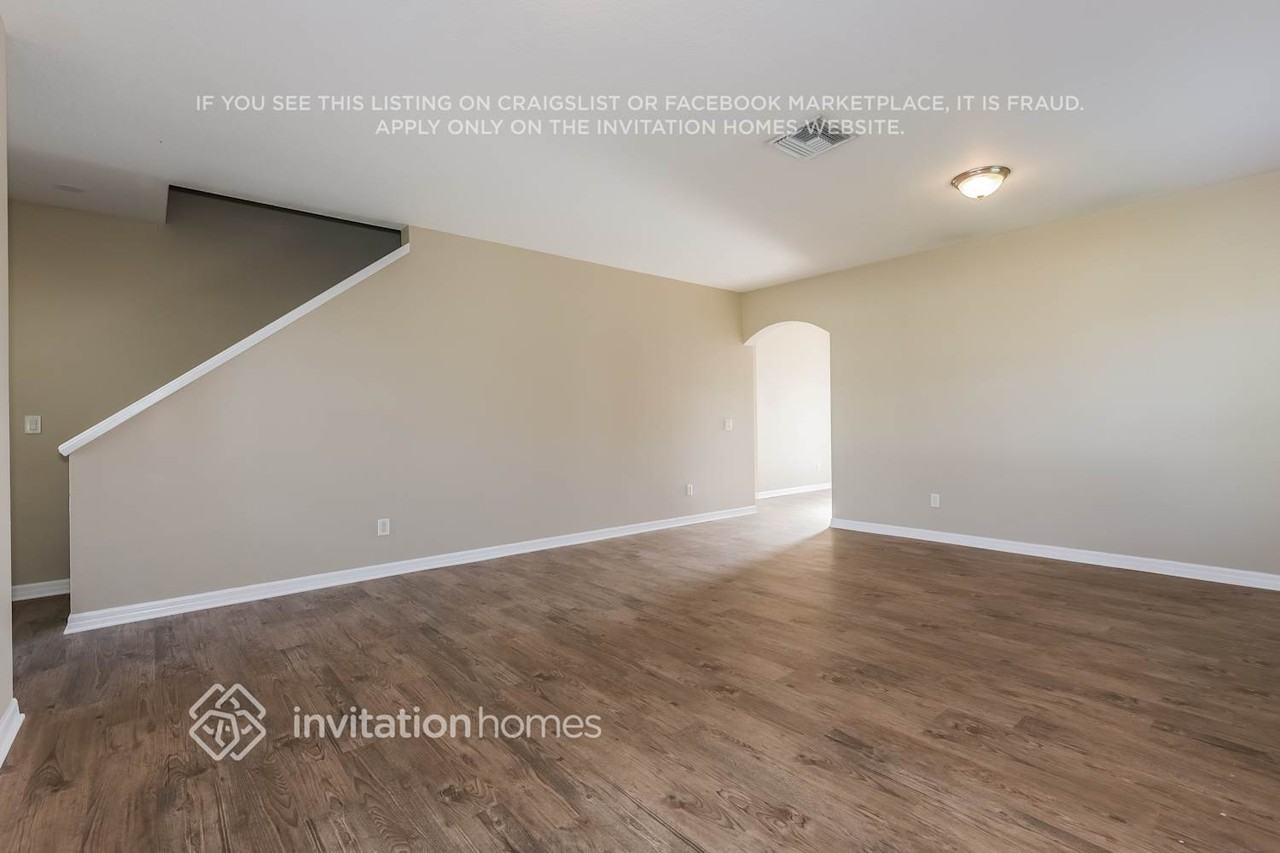 36111 Shady Bluff Loop - Photo 6 of 18