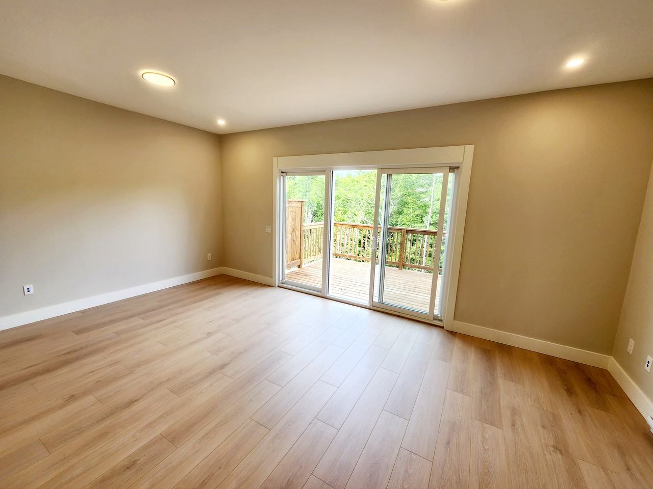81 Honeygold Drive - Photo 7 of 18