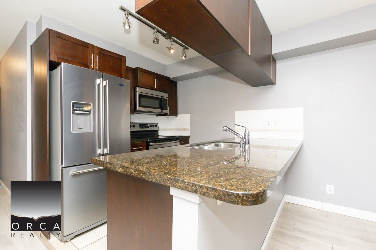 5660 201A Street #301 - Photo 4 of 16