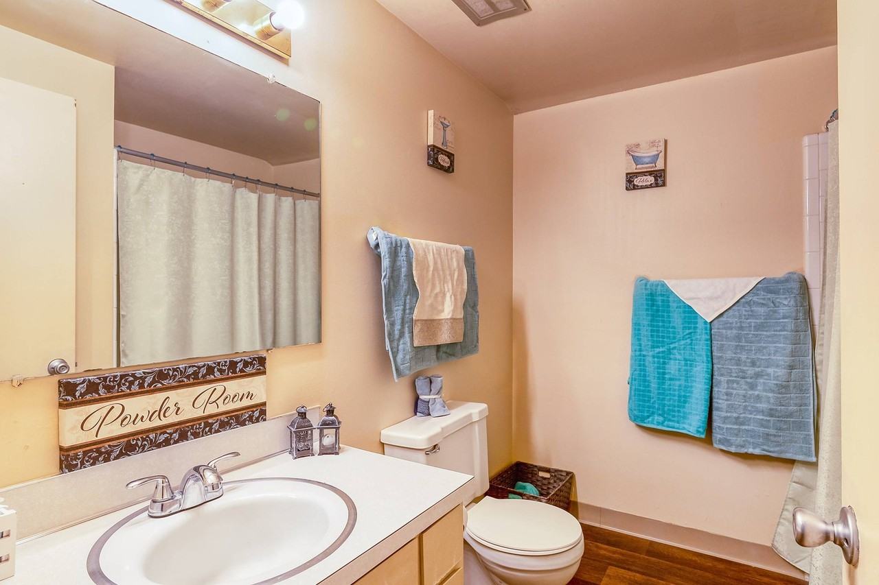 Sycamore Townhomes - Photo 6 of 16