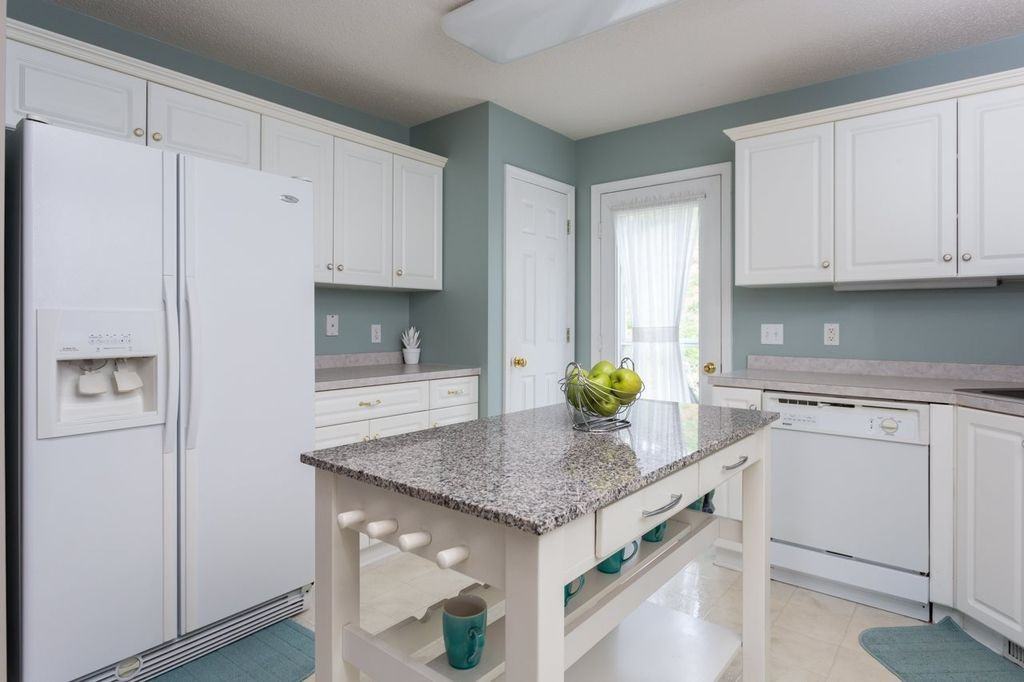 1200 King Edwards Way #NA - Photo 2 of 19