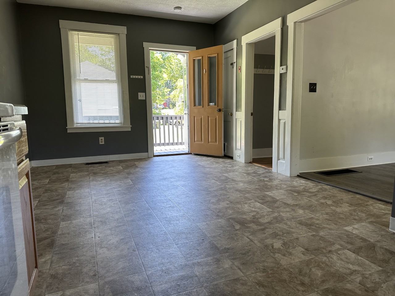 5 Cottage St #A - Photo 4 of 19