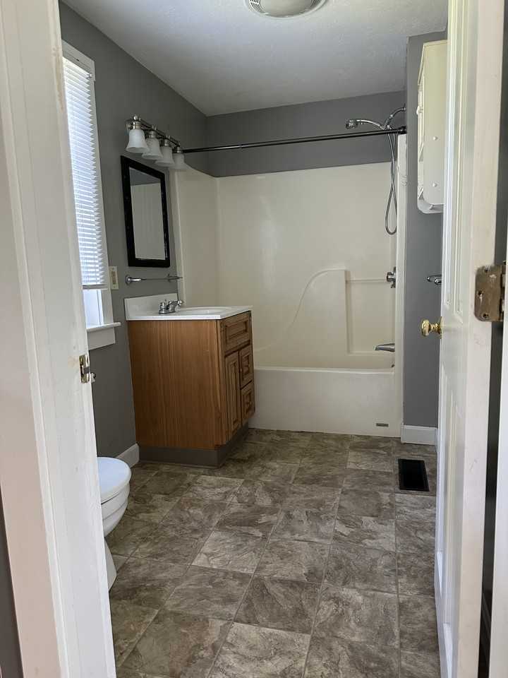 5 Cottage St #A - Photo 5 of 19
