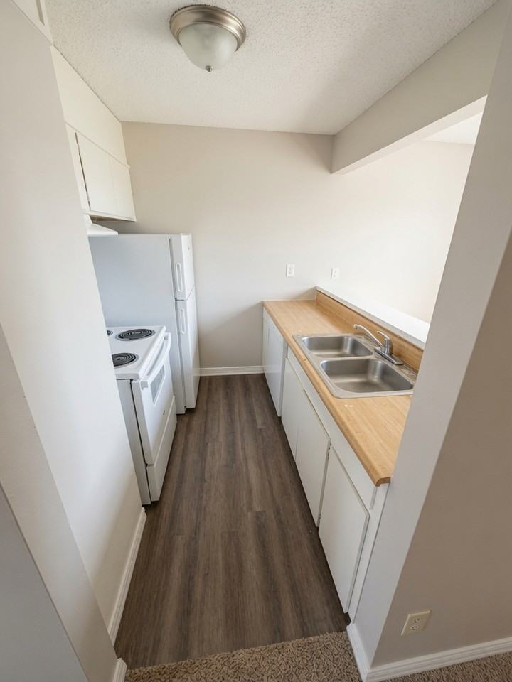 7710 East Kings Highway #60 - Photo 2 of 5