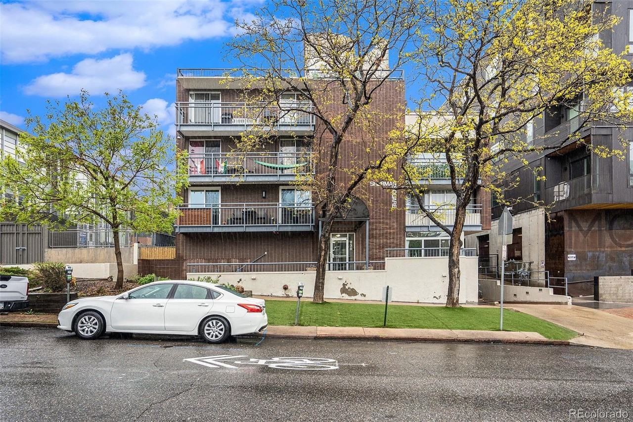 830 N Sherman St #105 - Photo 2 of 24