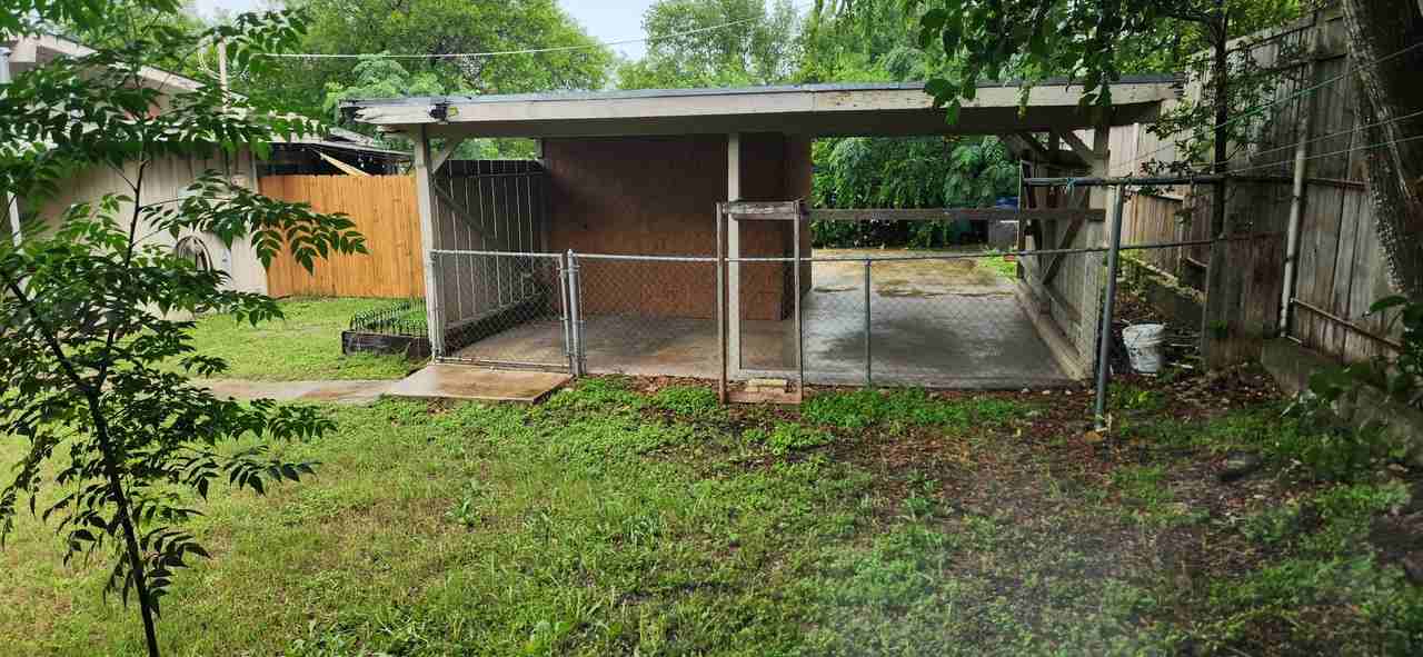 3216 Urban Crest Dr #NA - Photo 4 of 32