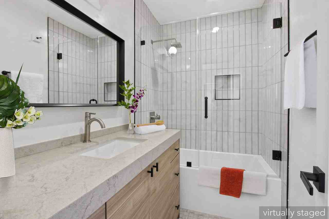 1264 N Sweetzer - Photo 6 of 14