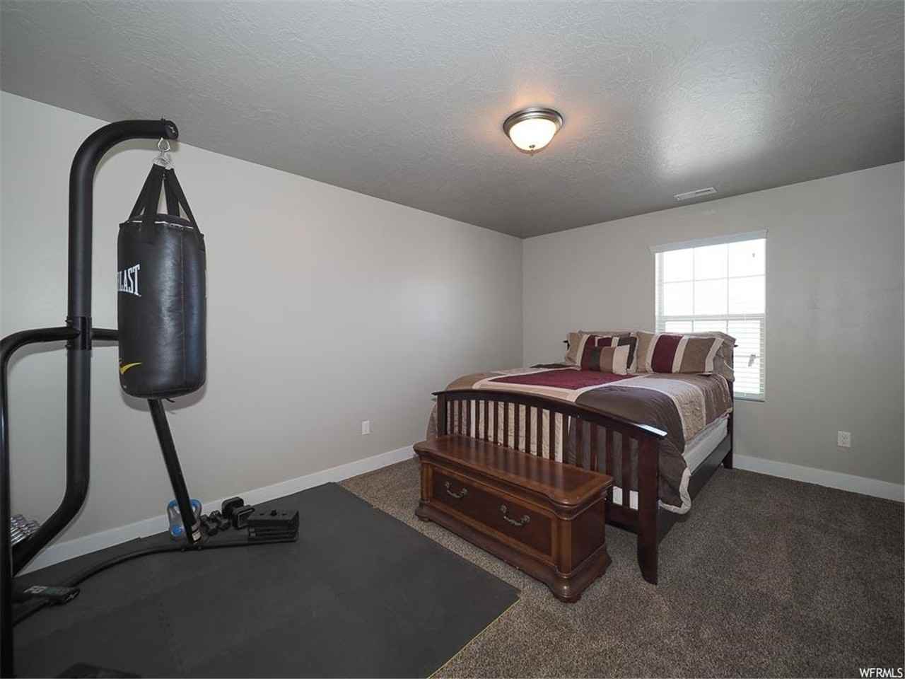 1646 N Venetian Way - Photo 6 of 26