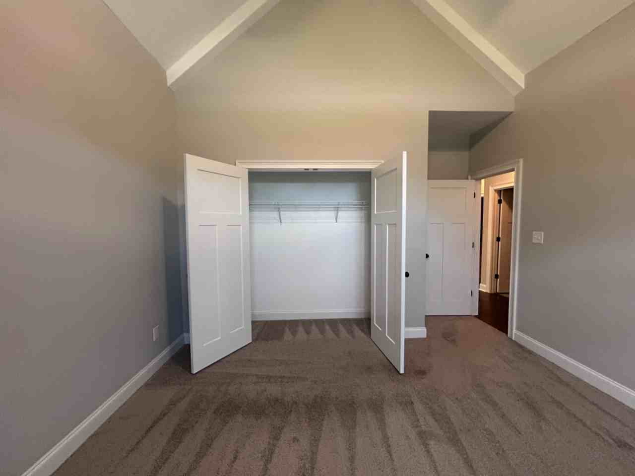221 Caleb Way - Photo 5 of 20