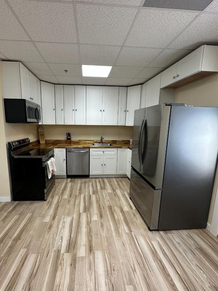 Miriam's Hope House - Photo 2 of 3