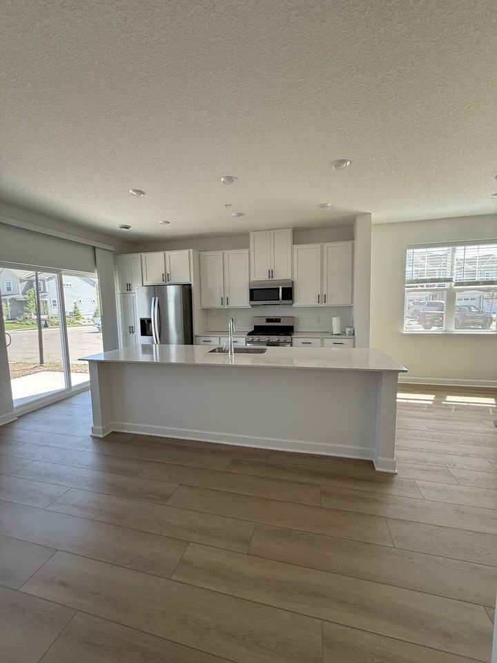 1071 Anmeadle Row #0 - Photo 4 of 16