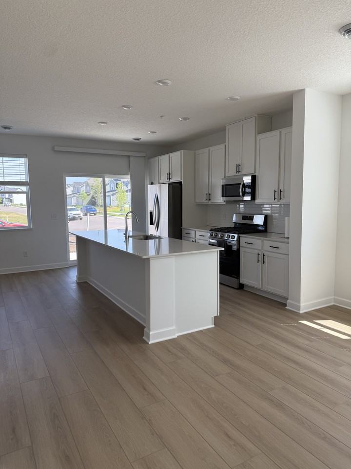 1071 Anmeadle Row #0 - Photo 6 of 16