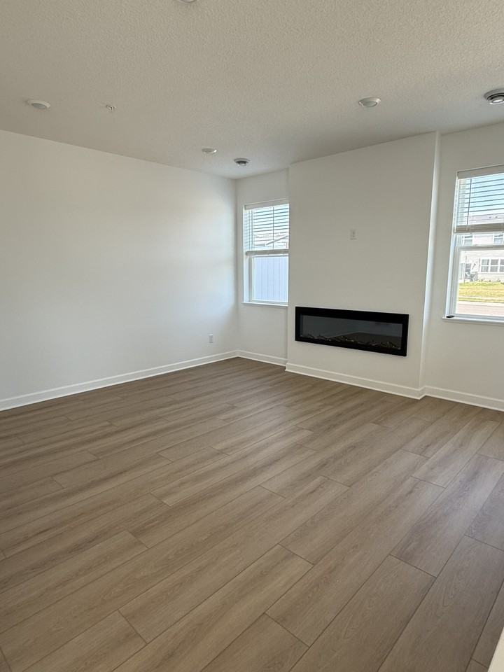 1071 Anmeadle Row #0 - Photo 7 of 16