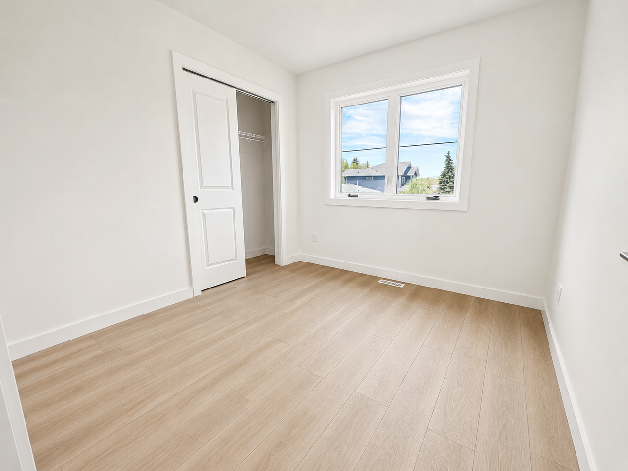 14921-G 106 Avenue NW - Photo 5 of 7