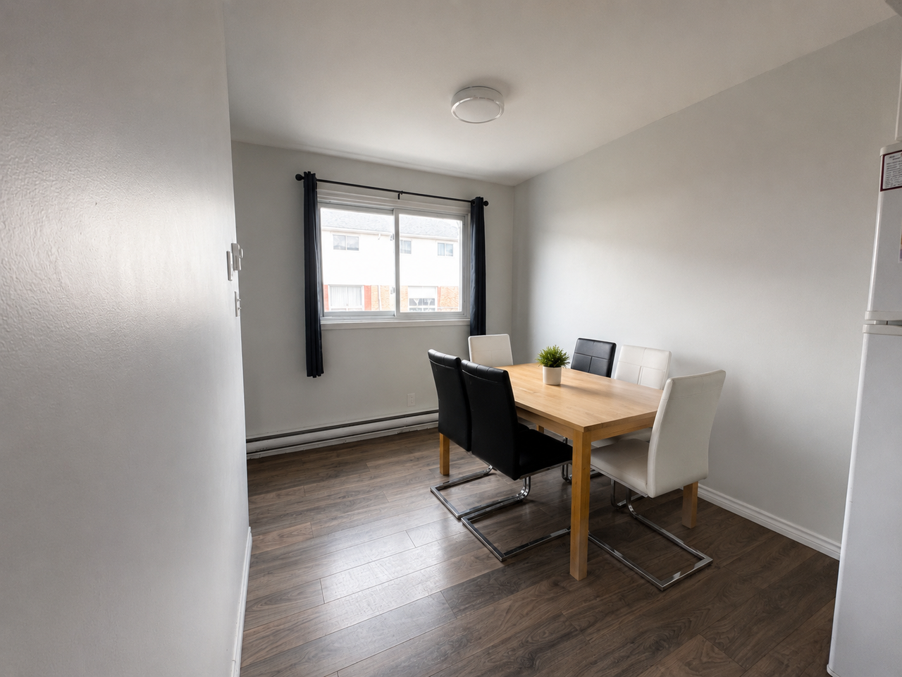 14-15 Tracey Park Drive - Photo 5 of 12