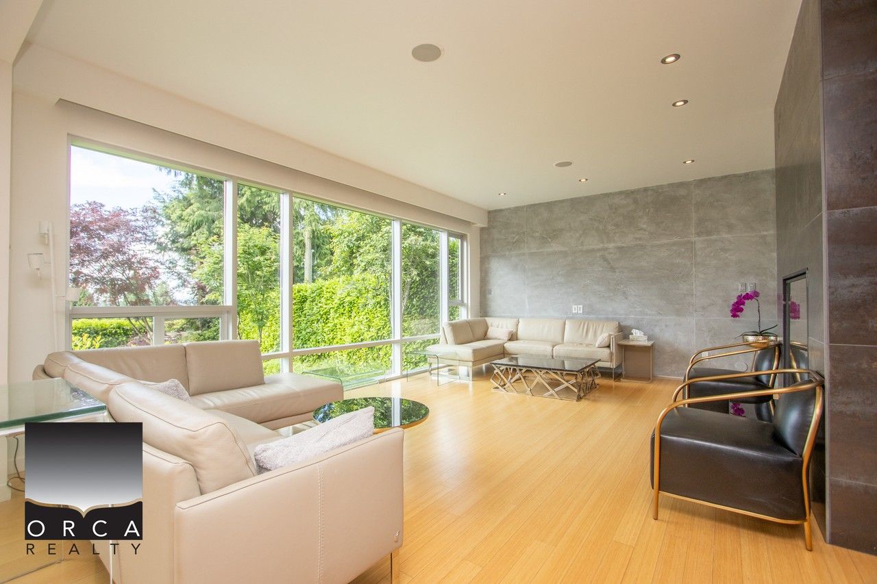 1741 Ottawa Ave, West Vancouver - Photo 2 of 41