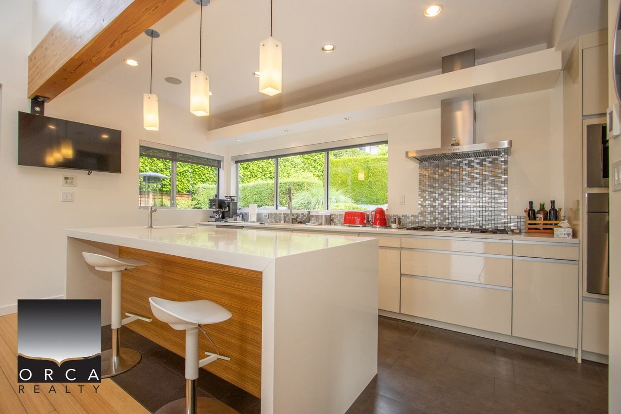 1741 Ottawa Ave, West Vancouver - Photo 5 of 41
