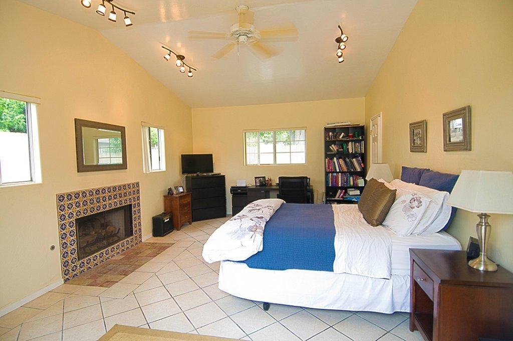1158 Delaware St #1 - Photo 7 of 10