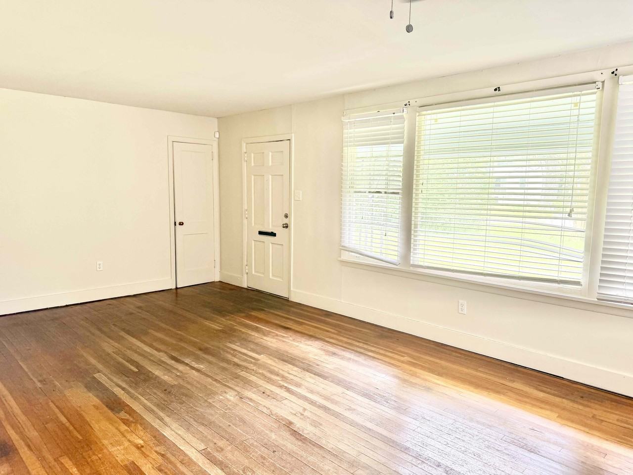 10363 White Oak Dr #1 - Photo 3 of 14