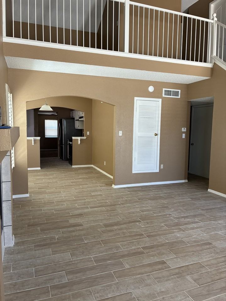 3186 Crazy Horse Dr #1 - Photo 5 of 24