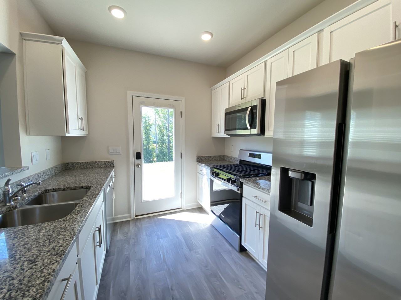 112 Starlight St #1 - Photo 4 of 22