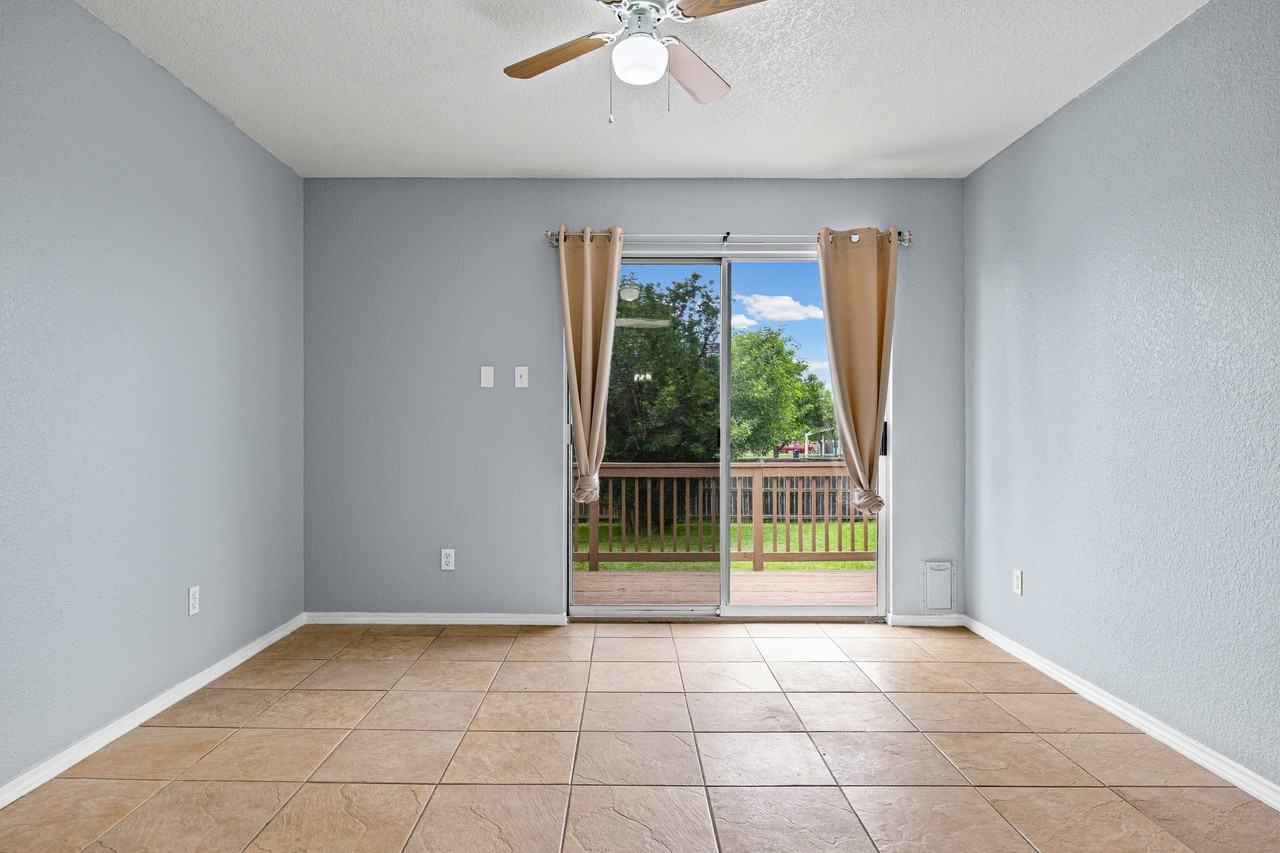 17305 Dashwood Creek Dr #1 - Photo 4 of 12