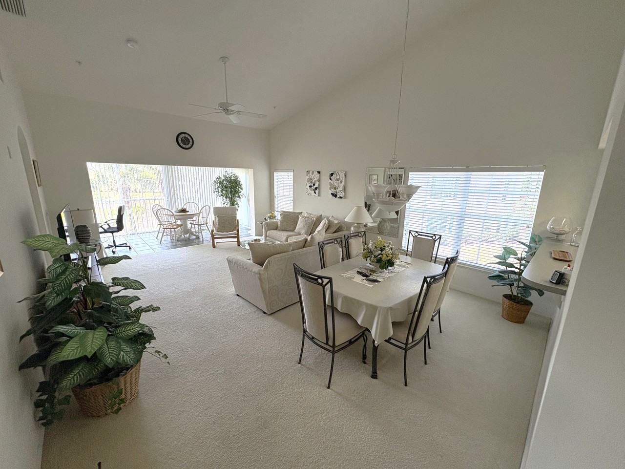 408 Laurel Lake Dr #165JON - Photo 6 of 35