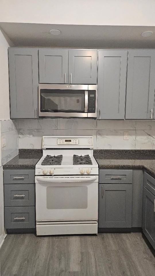 4936 Locust St #1 - Photo 4 of 27