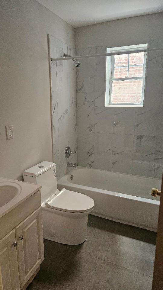 4936 Locust St #1 - Photo 7 of 27