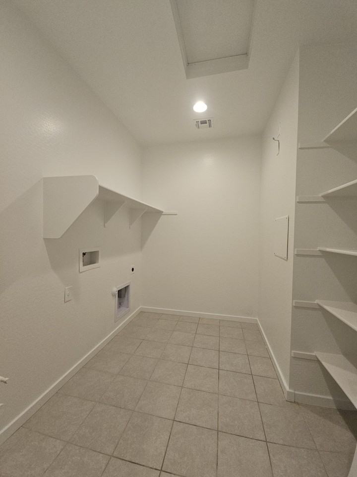 4355 E Italian Trotter Rd #1 - Photo 7 of 39