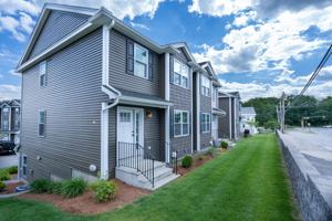 featured image of 4 Fairview St #1