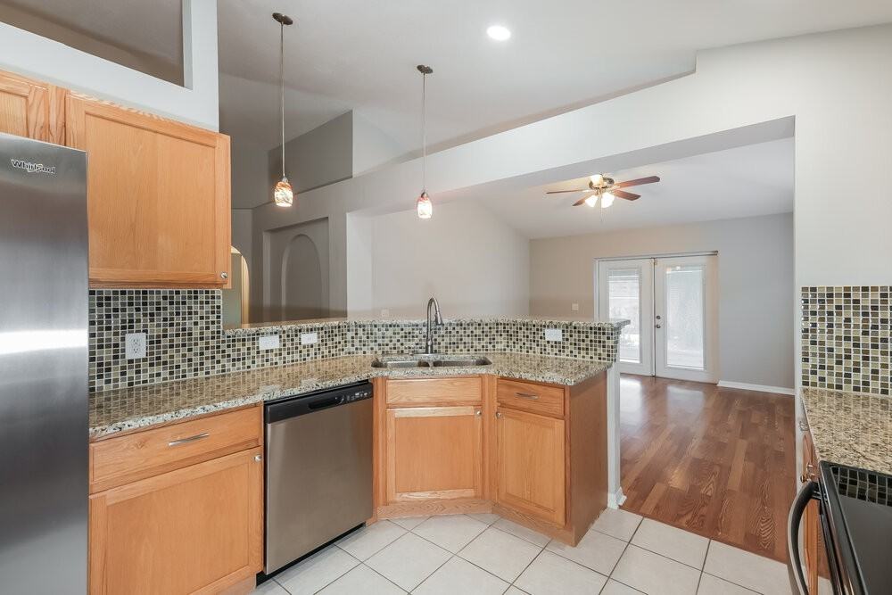 1309 Alhambra Crest Dr - Photo 6 of 16