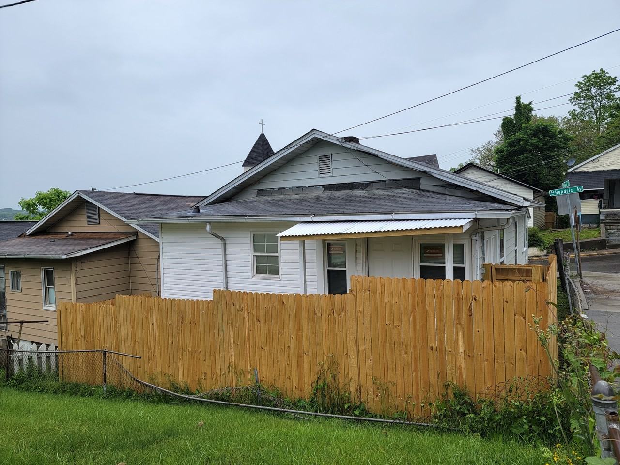 920 Hendrix Ave #1 - Photo 3 of 26
