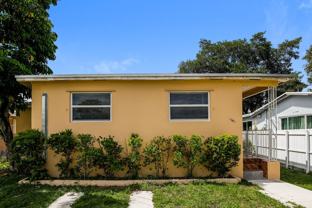 1841 Nw 152nd St - Photo 1 of 1