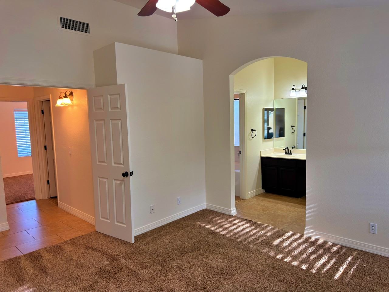 808 N Winthrop Cir #1 - Photo 4 of 10
