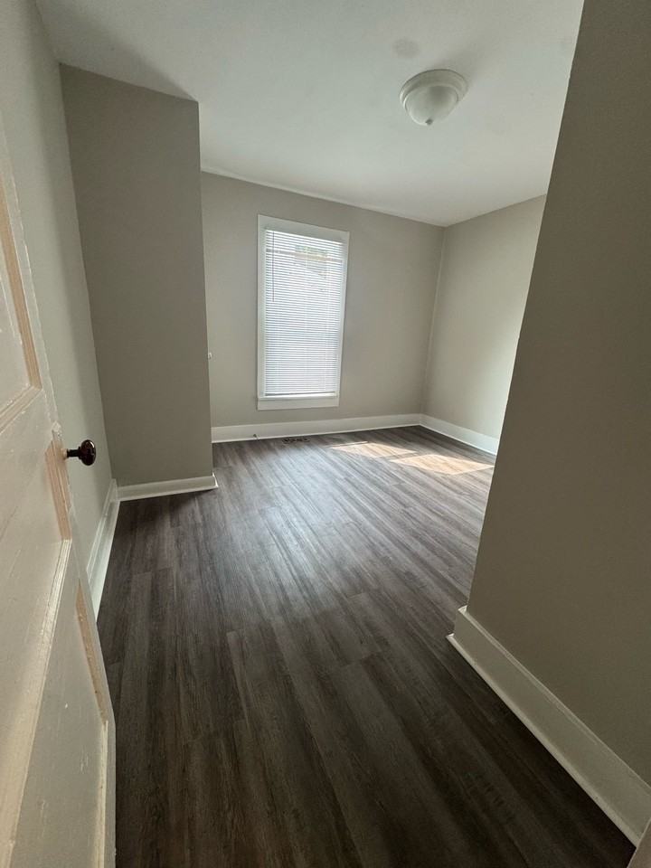 3006 Lakeshore Dr #1 - Photo 7 of 10