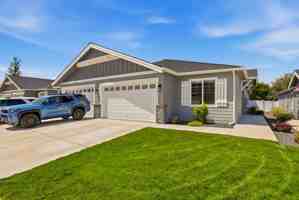 featured image of 1231 N Tschirley Rd #1