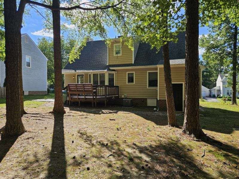 4419 Fort Mchenry Pkwy #1 - Photo 4 of 28