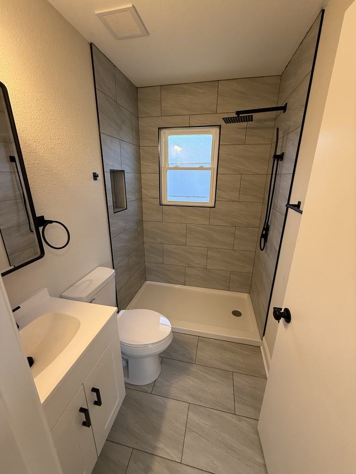 201 East Ocean View AveUnit 3 - Photo 7 of 8