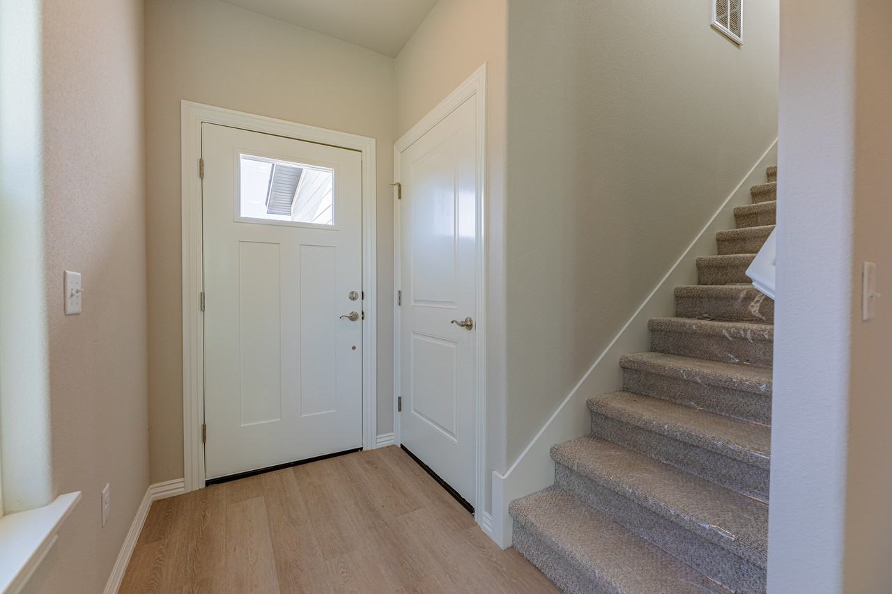 1607 Sw Casuarina Dr #2 - Photo 2 of 27