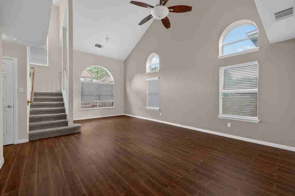 907 Settlement Cv #1 - Photo 3 of 20