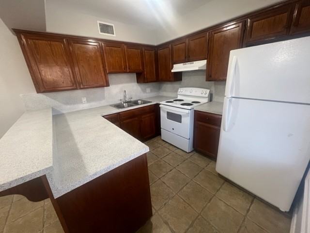 1620 West Kuhn - 6 #6 - Photo 3 of 6