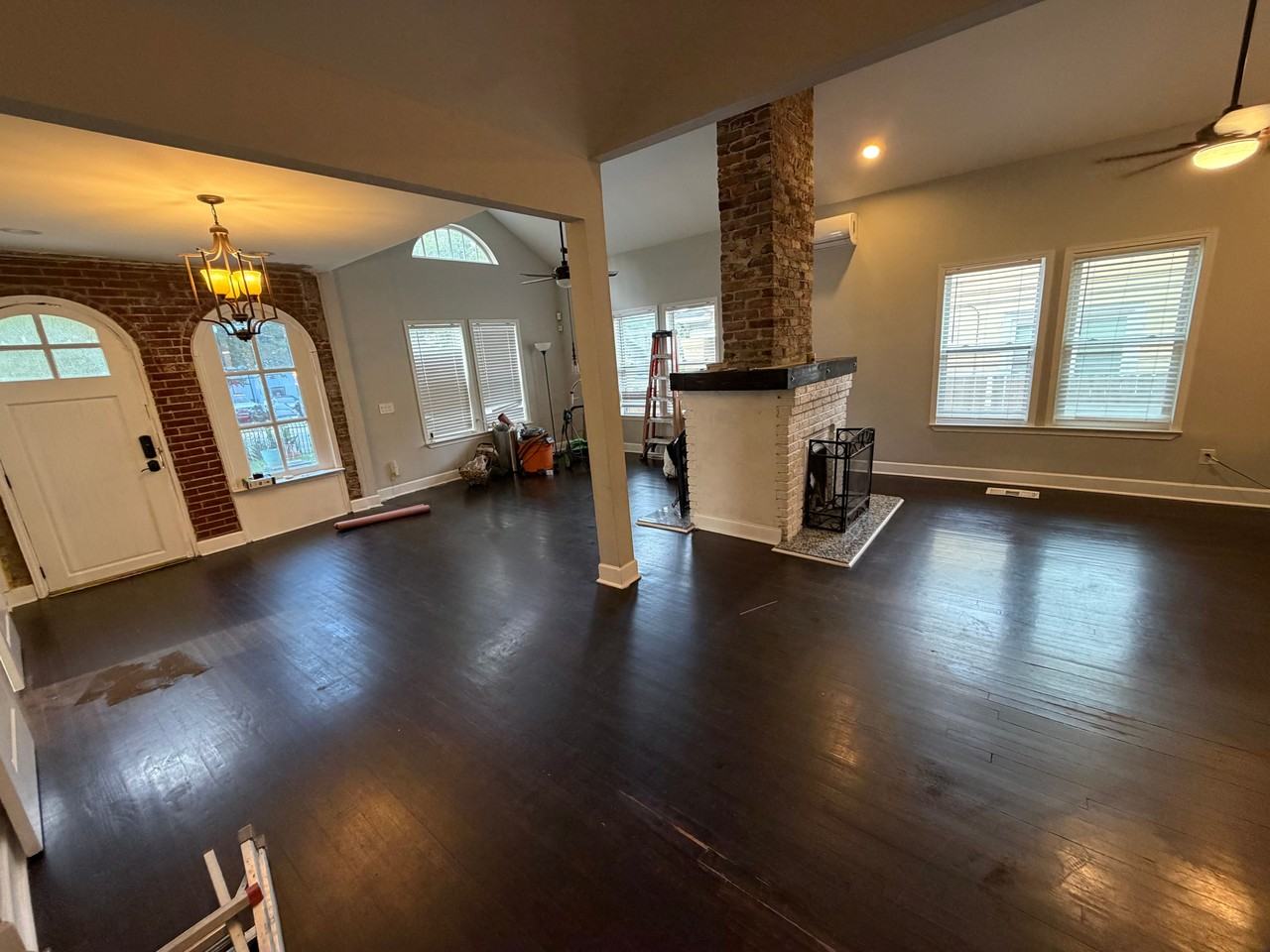 984 Dill Ave Sw - Photo 4 of 50