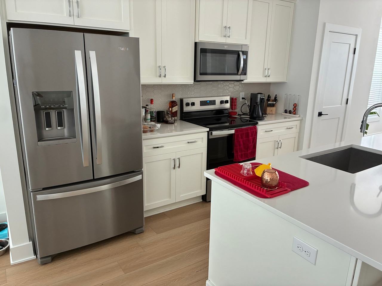 522 Billingshurst Way - Photo 4 of 26