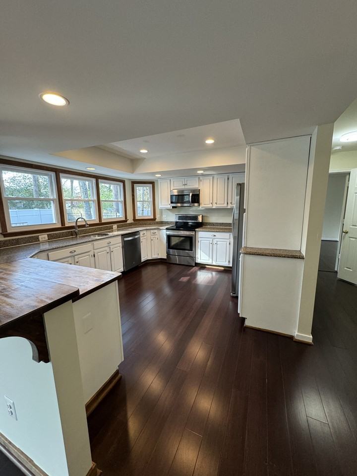 1115 Aquia Dr #1 - Photo 4 of 16