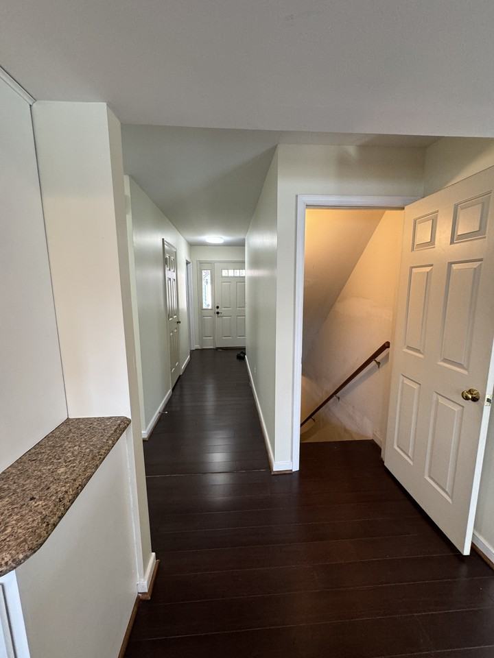 1115 Aquia Dr #1 - Photo 5 of 16