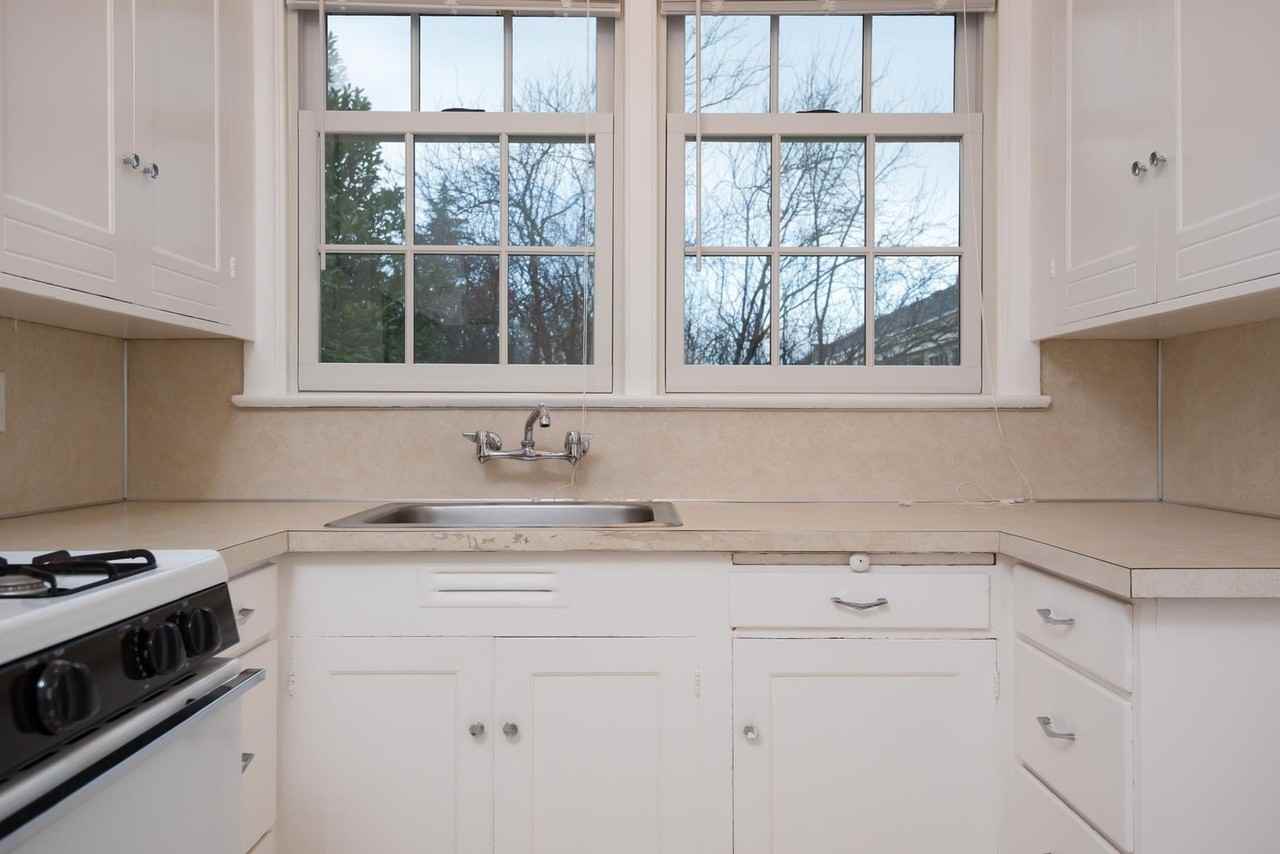5440 Ne Sandycrest Ter #3 - Photo 7 of 18