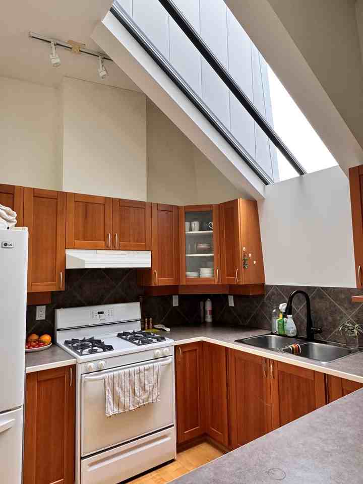 2688 Vine Street #407 - Photo 6 of 29