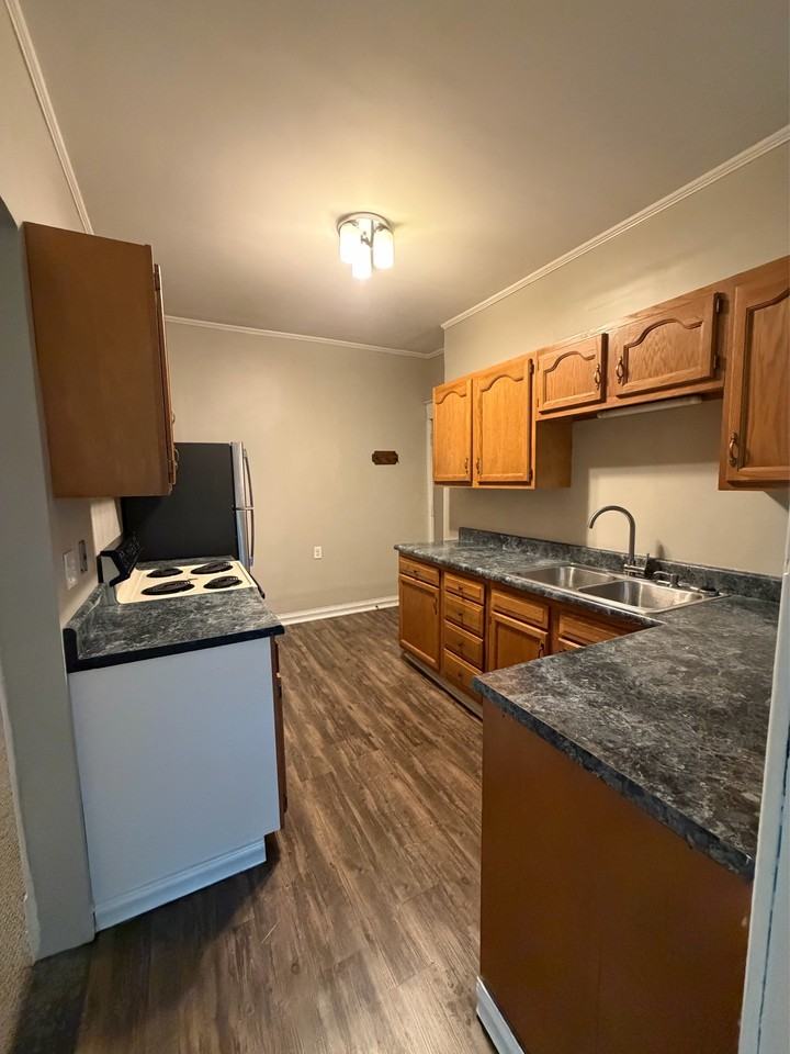 119 W Front St #2 - Photo 6 of 13